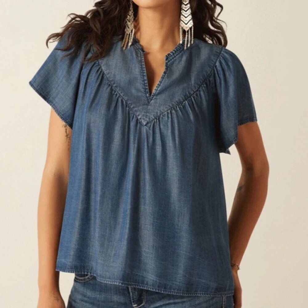 Ariat Women's SM Short Sleeve V Neck Shirt Blouse Medium Blue